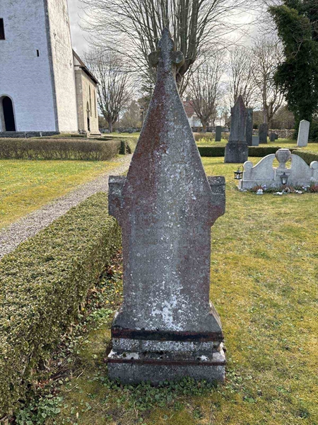 Gravnummer: FA    16A