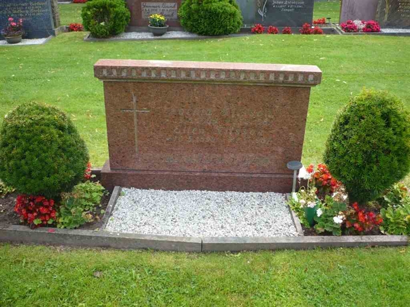 Grave number: SKF C    68, 69