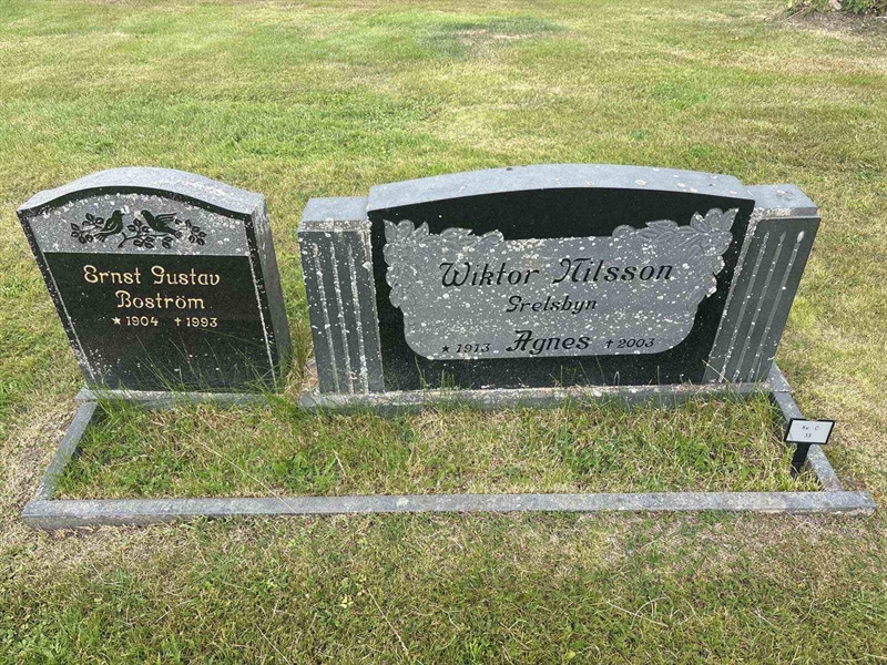 Grave number: 003 C    33