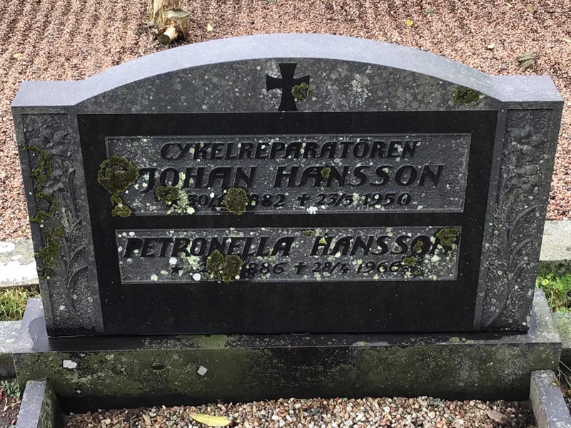 Grave number: SK 1 02  167, 168