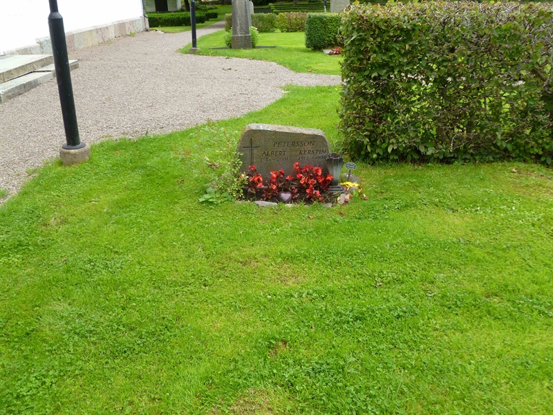 Grave number: ROG F  125, 126