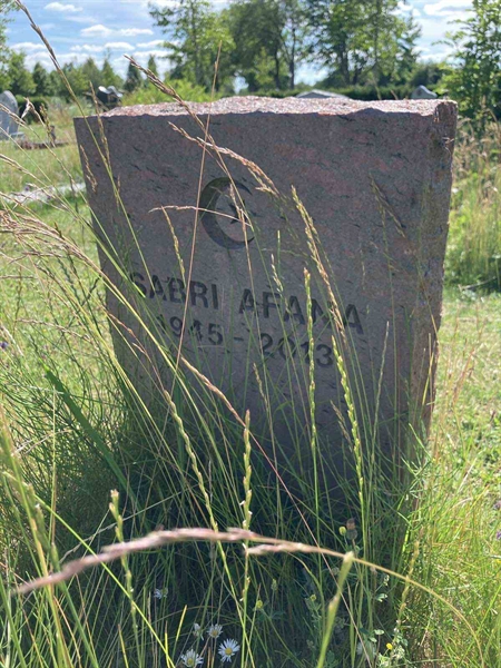 Grave number: R 05M 119