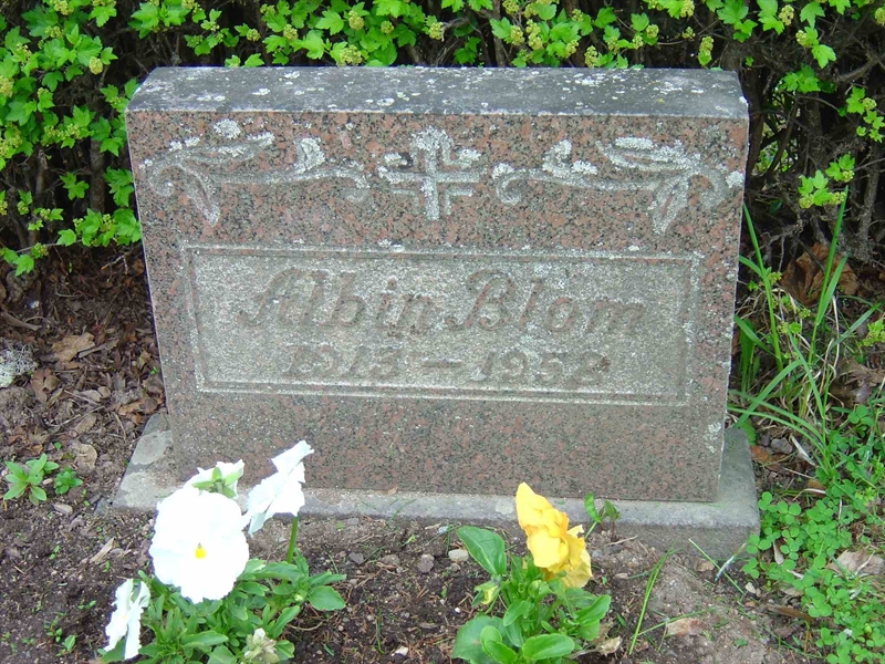 Grave number: A E  157