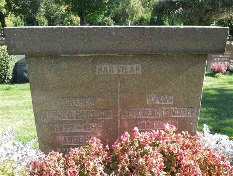 Grave number: SN D   108