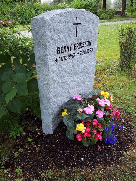 Gravnummer: GK F 5   427