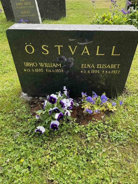 Grave number: N 4 2   270