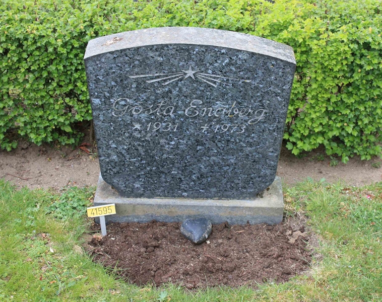 Grave number: Ö U08    39