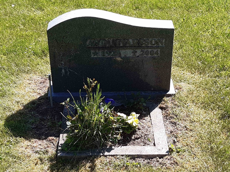 Grave number: KA 20  1267
