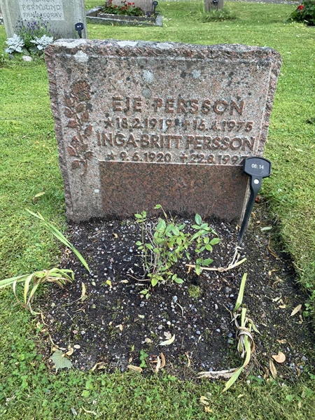 Grave number: 1 08    14