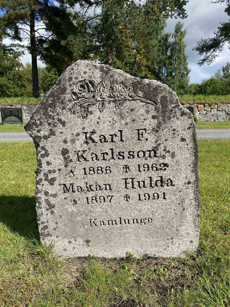 Grave number: 4 G 02   375