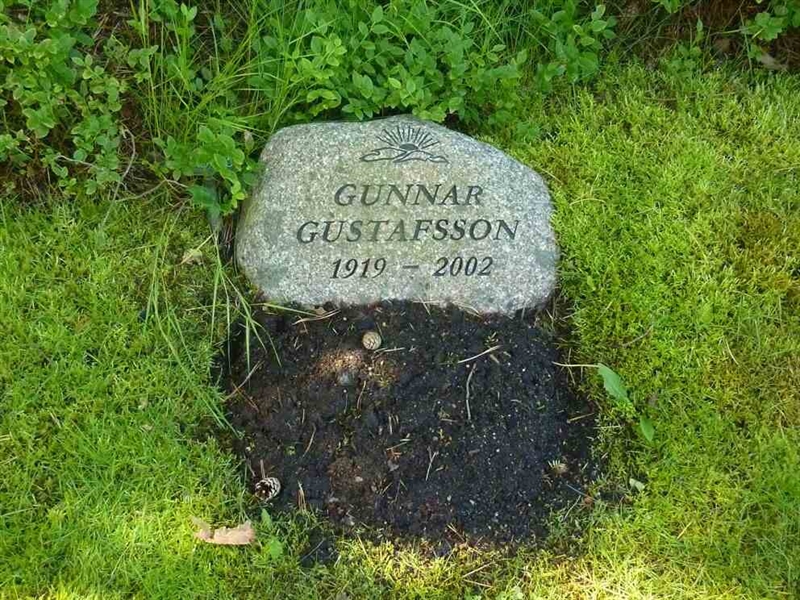 Grave number: 1 BB   55