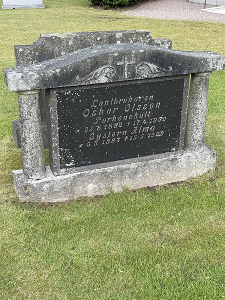 Grave number: SKF E   100, 101