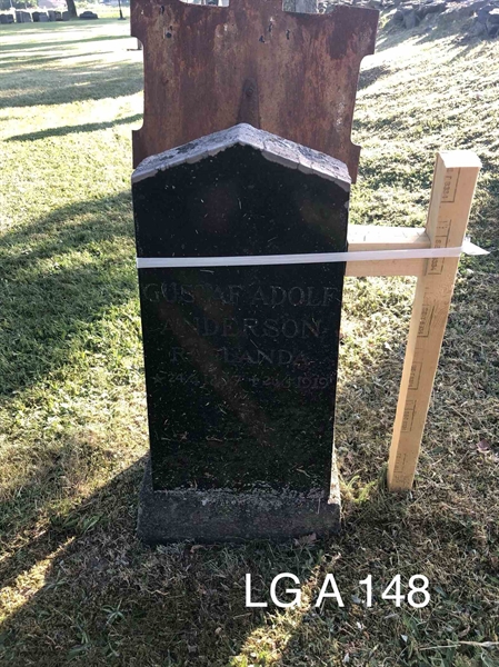 Grave number: LG A   148