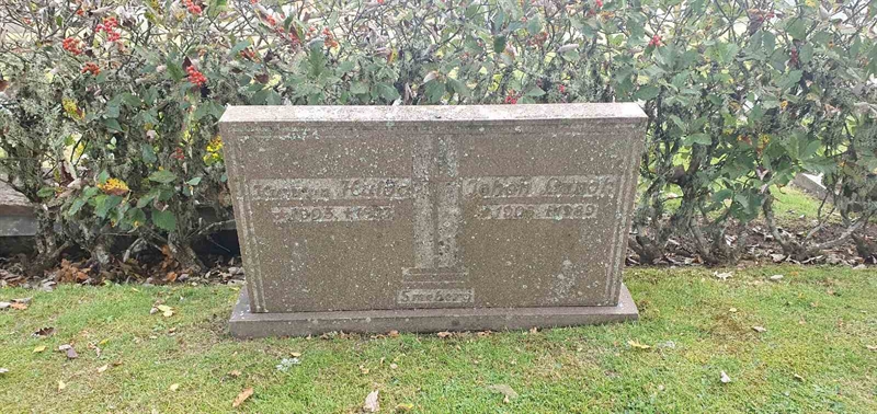 Grave number: N 005  0071, 0072