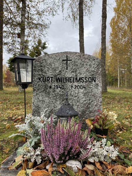 Grave number: 1 23    U12