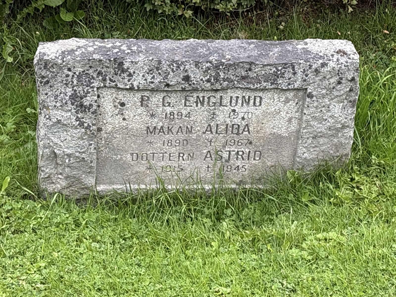Grave number: IN 22   505