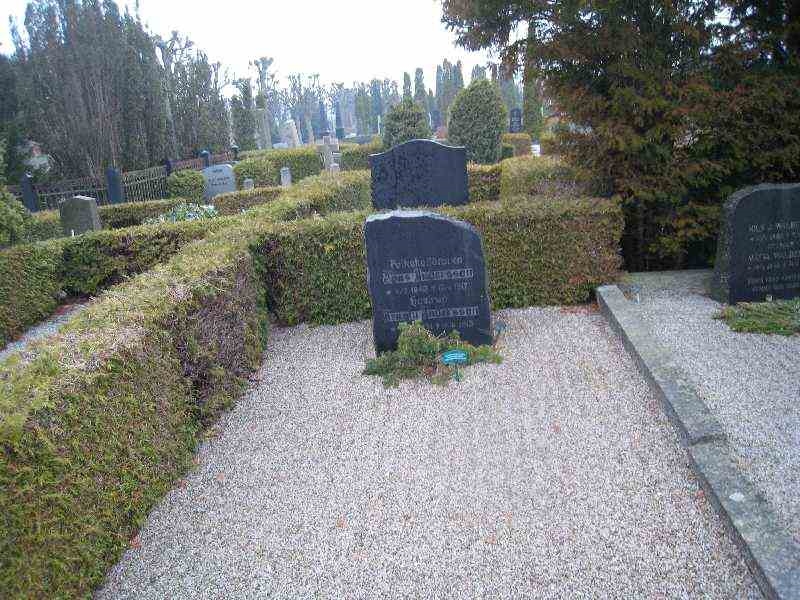 Grave number: NK IV   204b