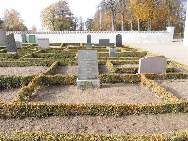 Grave number: VK 1 1101-1102