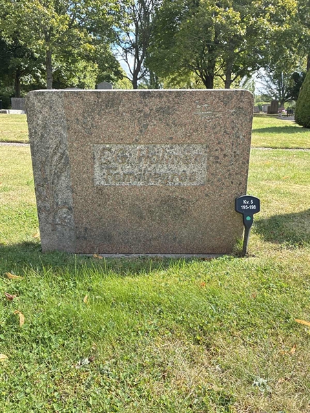 Hautatunnus: 33 5   195-198
