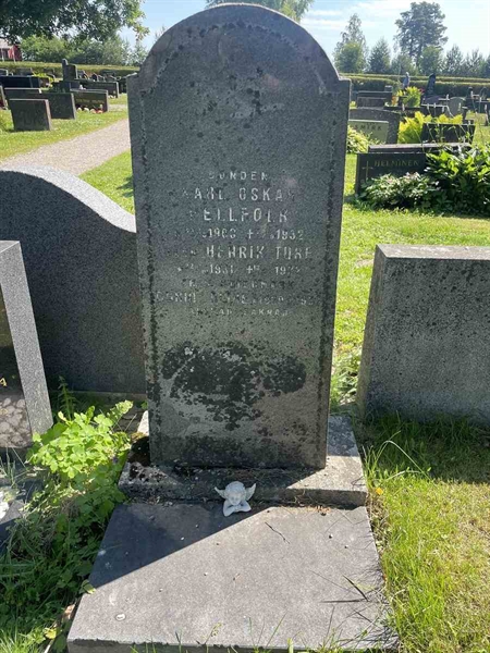 Grave number: N 5 2   302
