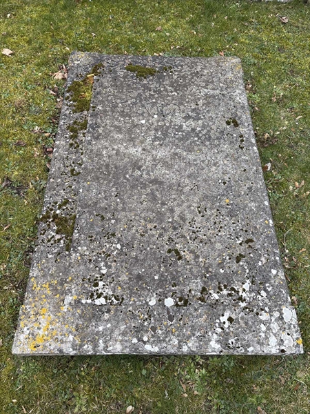 Grave number: G E 10