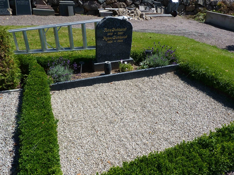 Grave number: VK M    37