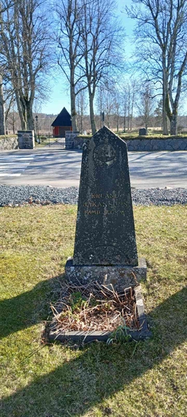 Grave number: 3 Ga Sm     8-9