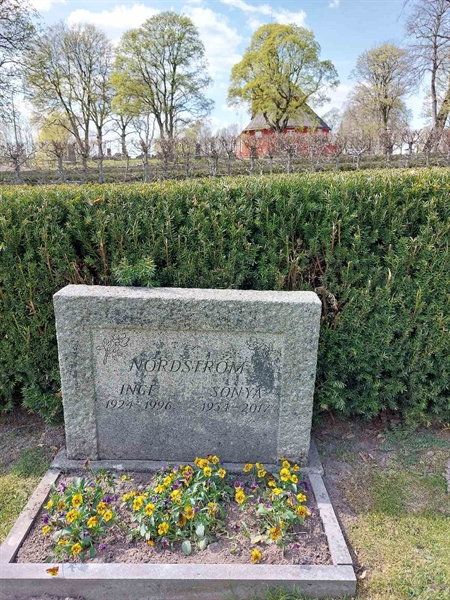 Grave number: HÖ 8   90, 91