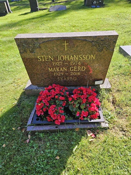Grave number: Fr 7   226-227