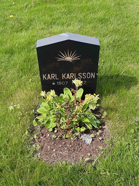 Grave number: KA 11    43