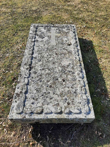 Grave number: OG L    56-57