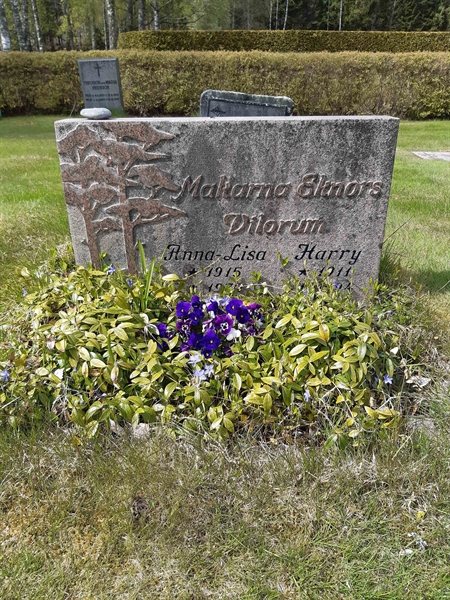 Grave number: KA 07    25