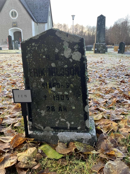 Gravnummer: 2 C    15