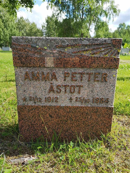 Grave number: NK 07    25