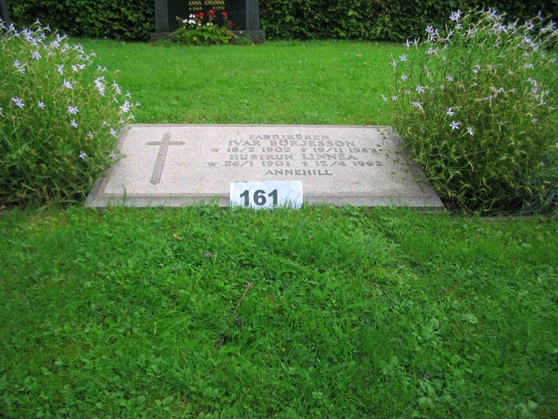 Gravnummer: FK 01    161