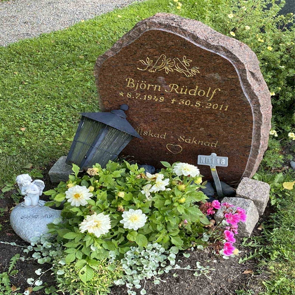 Grave number: 1 ND   118