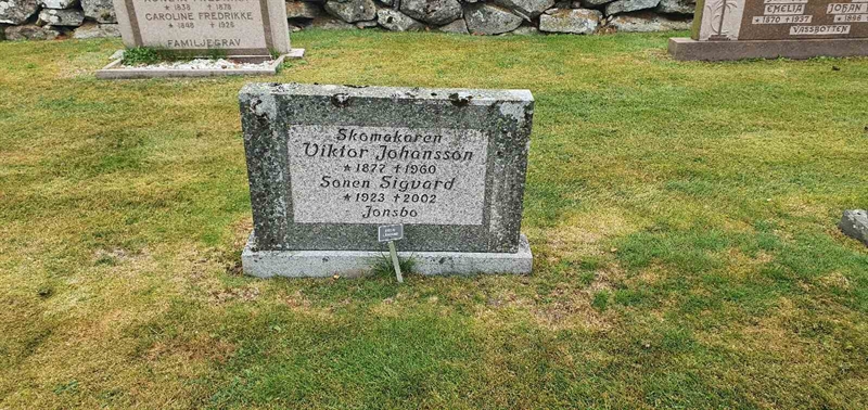 Grave number: N 003  0047, 0048