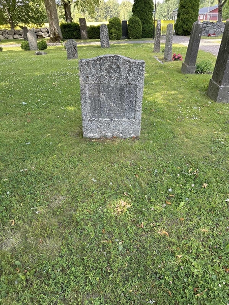 Grave number: 2 G  691-692