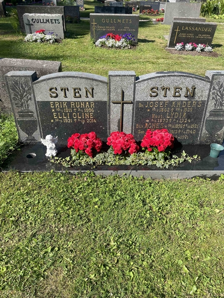 Grave number: N 5 3   392