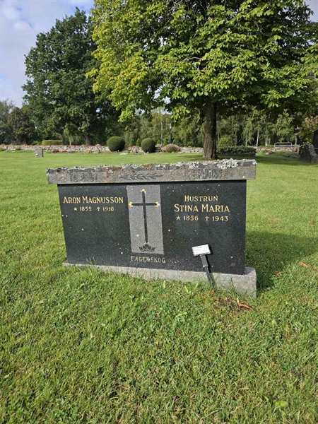 Grave number: Fr 5   251-252