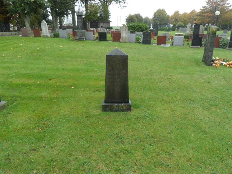 Grave number: 2 01    25
