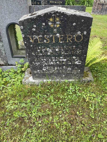 Hautatunnus: N 4 4   600