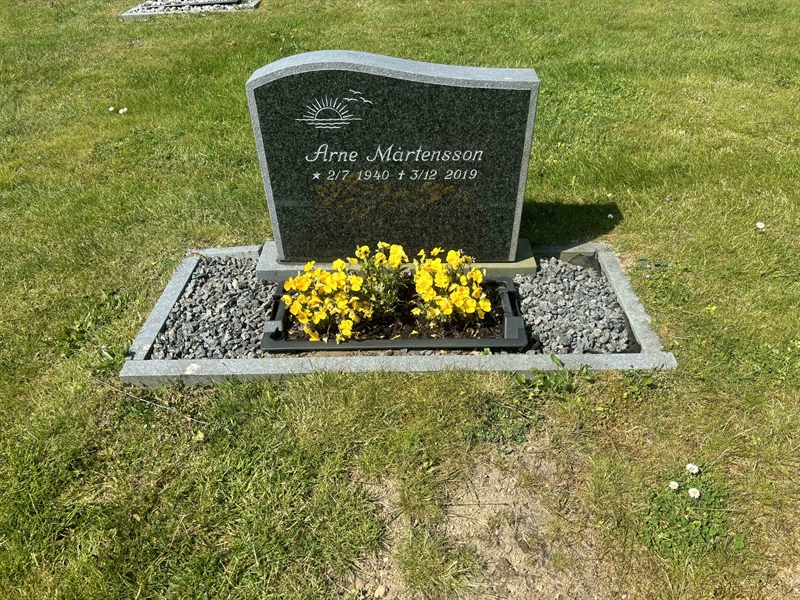 Hautatunnus: HU 7    47, 48