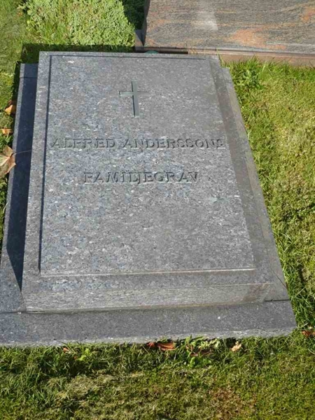 Grave number: GK H   17 a, 17 b