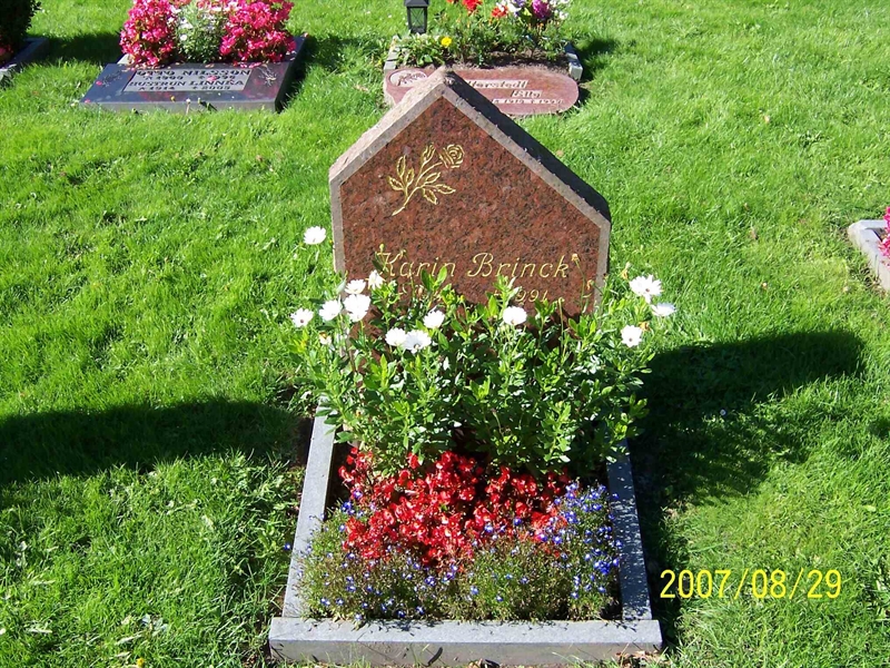 Grave number: 1 3 U1   127