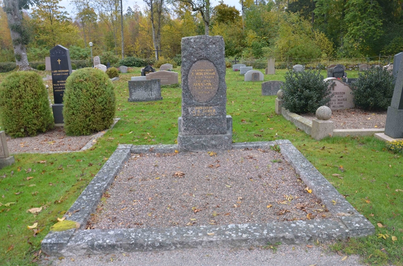 Grave number: Sm 1    26