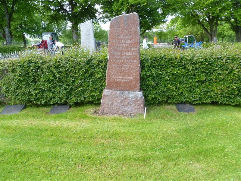 Grave number: ROG C   33, 34, 35, 36