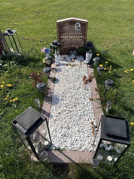 Grave number: R 03   922