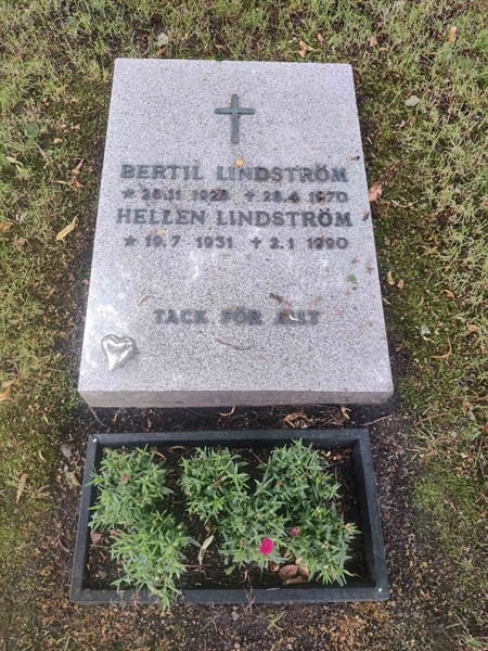 Grave number: VK D    91, 92