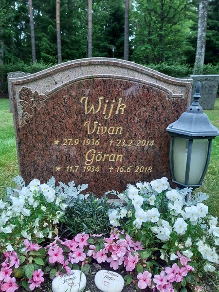Grave number: S 16D E     7